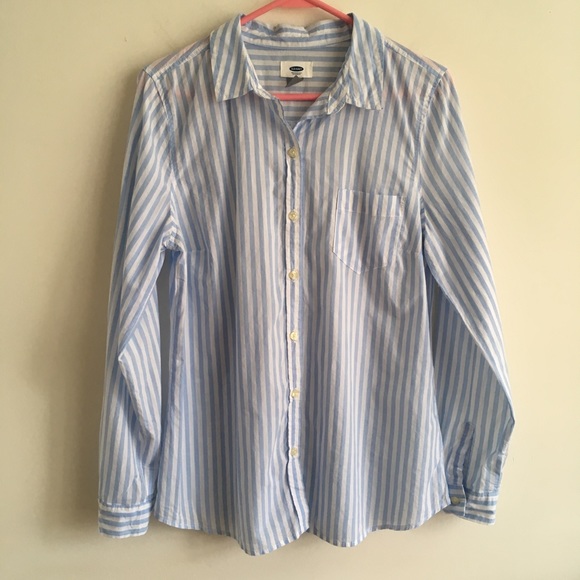 🍀 ON Blue and White Striped Button Down - Picture 3 of 4